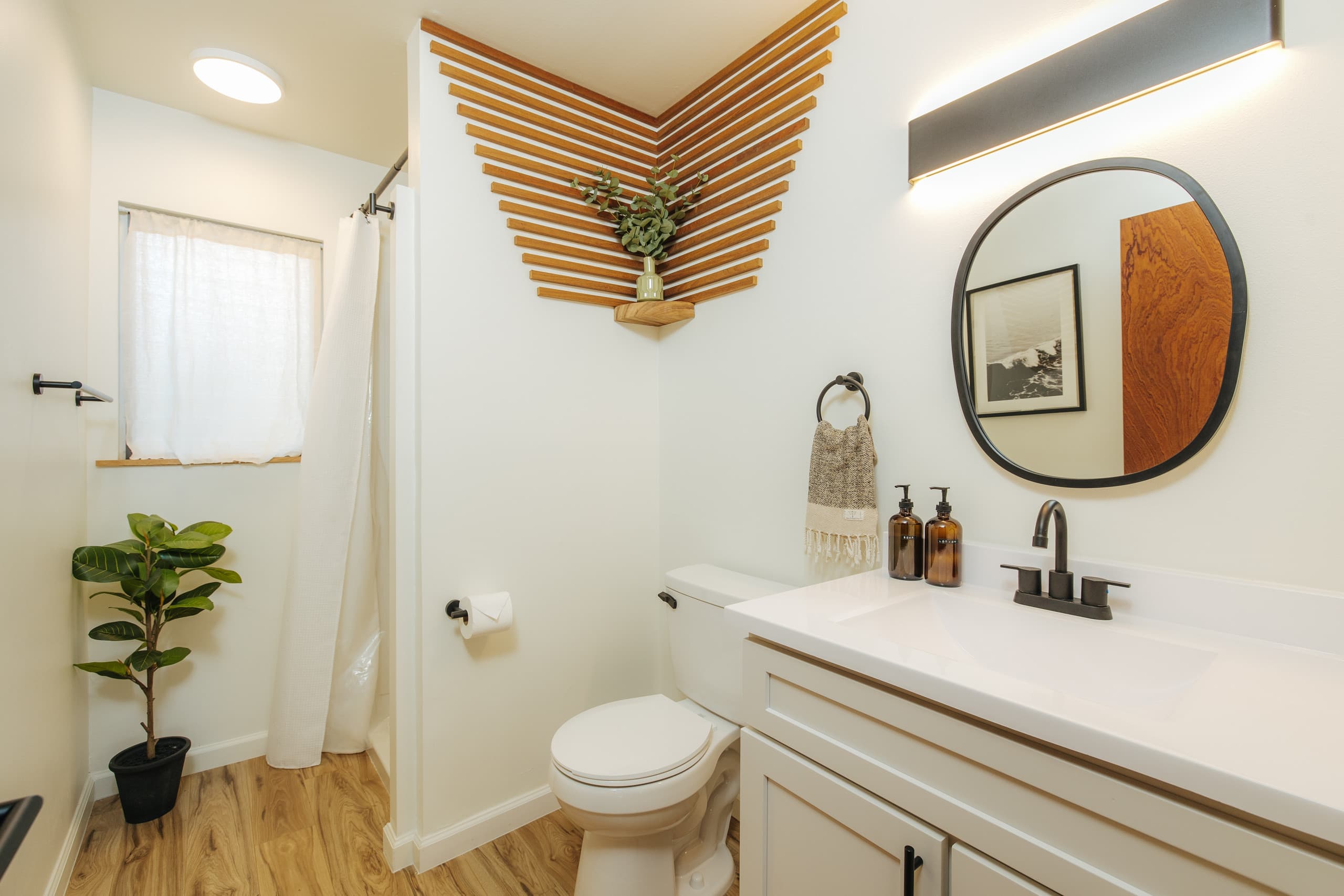 Condo in Kailua-Kona · ★4.93 · 1 bedroom · 2 beds · 2 baths - Image 24