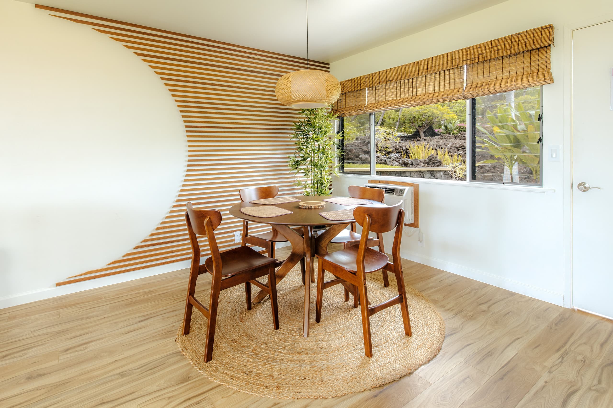 Condo in Kailua-Kona · ★4.93 · 1 bedroom · 2 beds · 2 baths - Image 2