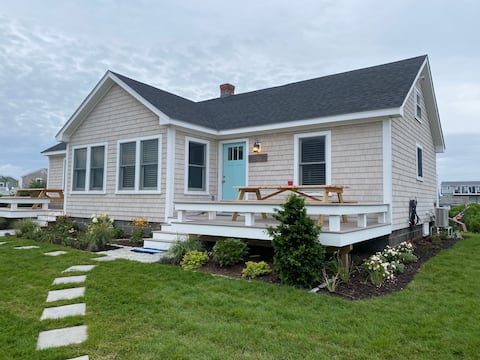 BEACH COTTAGE-NARRAGANSETT, RI (JEM)  