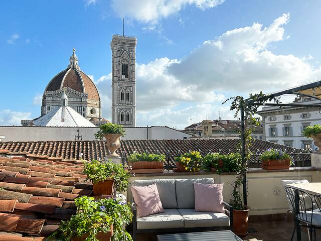 Florence Duomo Penthouse with terrace