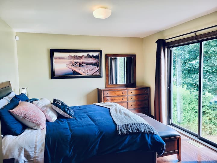 Bedroom #1 (Master) - facing sunrise!