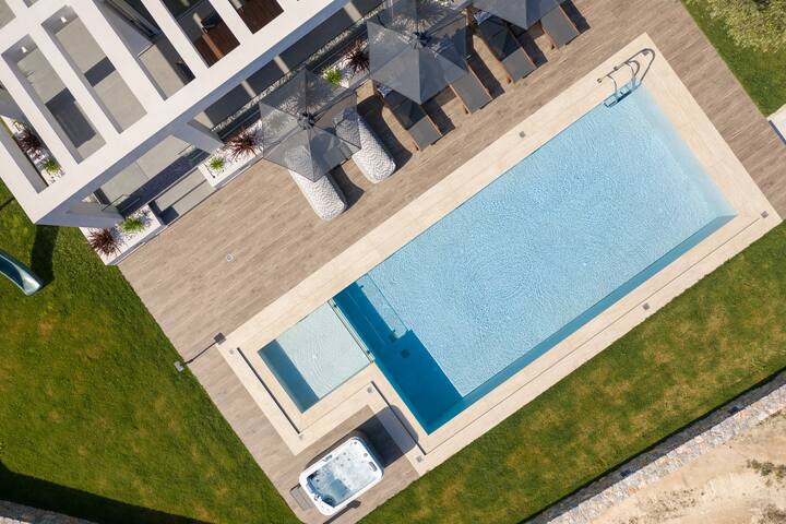 Agrielia Villa I, featuring Heated Spa Whirlpool gallery image 4