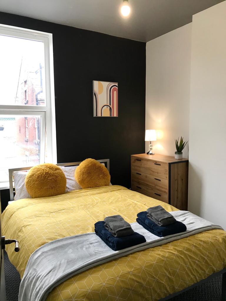 Two bedroom flat at CLIFTON Apartments Apartments for Rent in