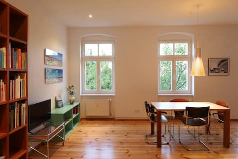 Beliebte Airbnb-Anzeige: Beautiful 2-room apartment on Wasserturmplatz in Prenzlauer Berg
