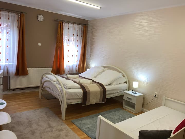 Spavaća soba 1