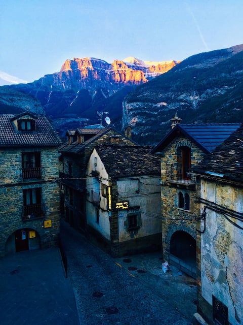 Top Airbnb: Valle de Ordesa Apartments - Torla (Lilium) en Huesca
