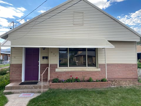 Nice 3 bedroom home on quiet residential street