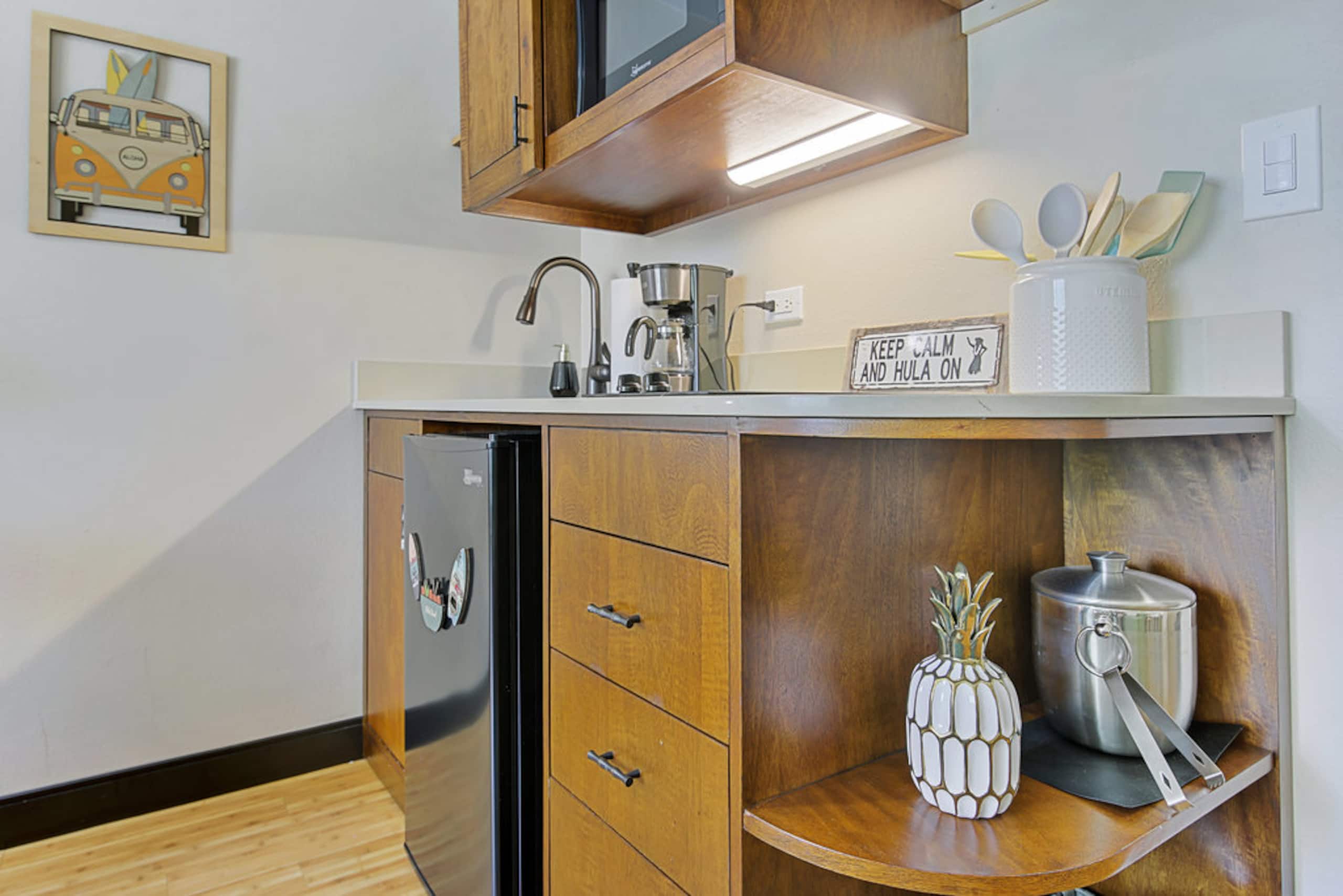 Condo in Honolulu · ★4.91 · 1 bedroom · 2 beds · 1 shared bath - Image 10