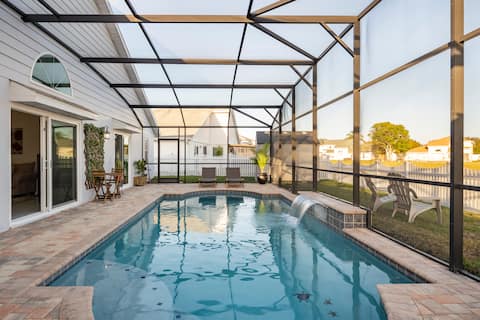 Home w/ Heated Pool, Near Disney & Universal