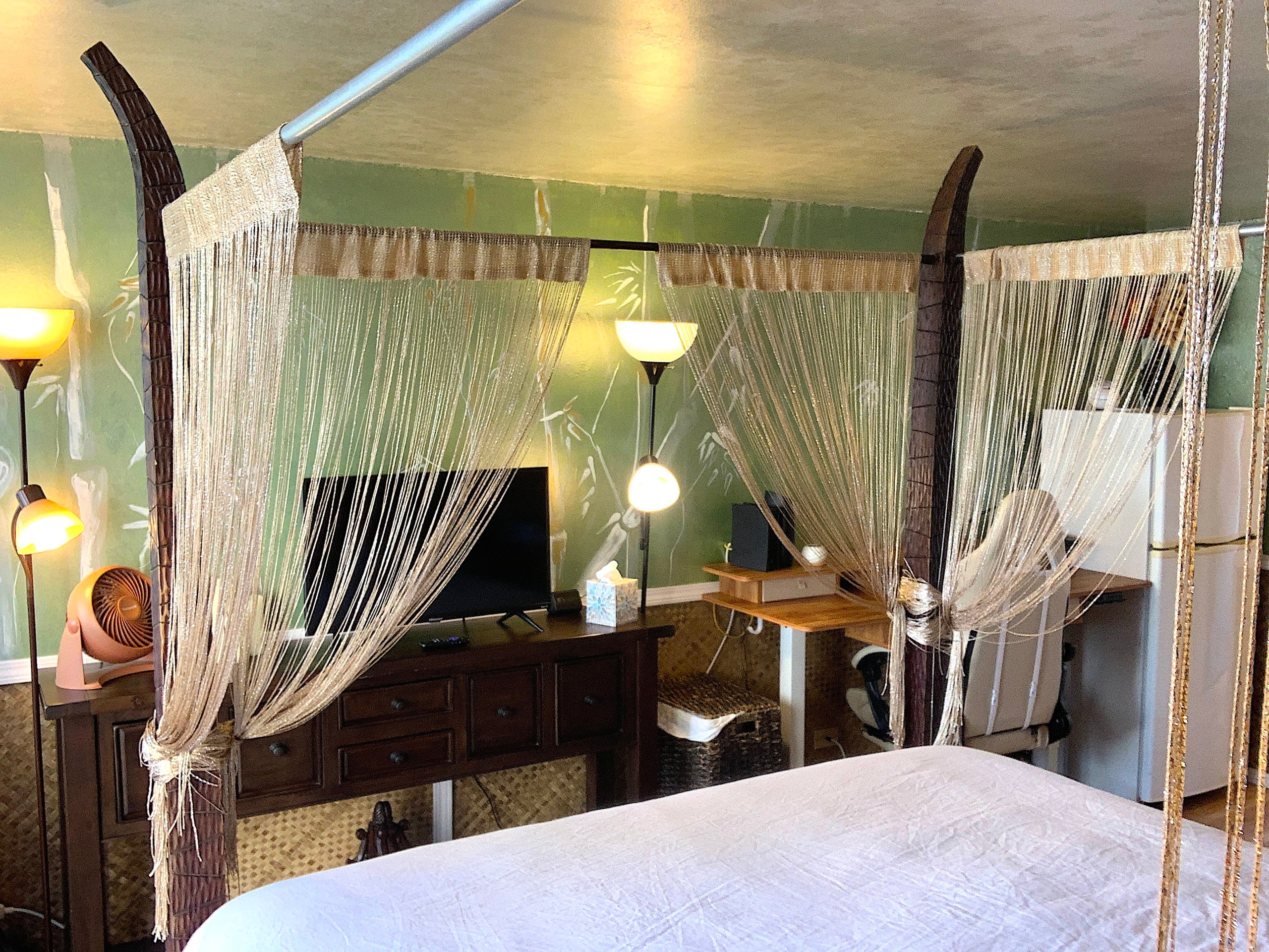 Condo in Honolulu · ★4.81 · 1 bedroom · 1 bed · 1 private bath - Image 10