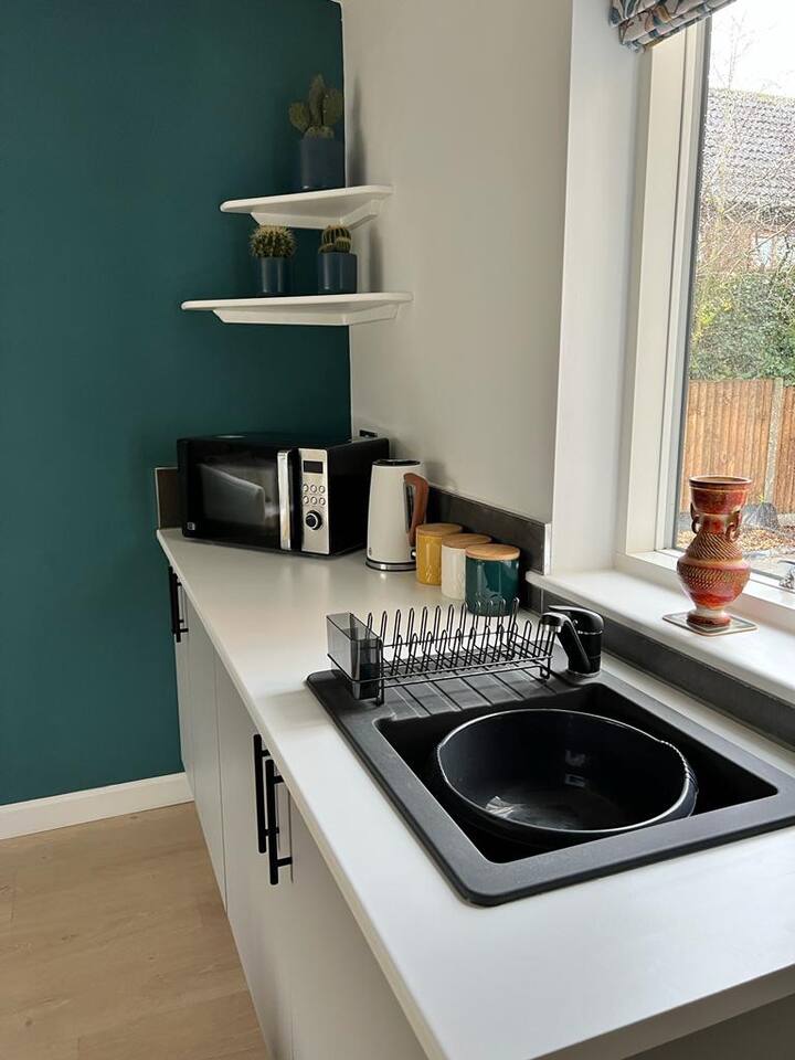 Modern Double Room With En-suite In North Norfolk. - Fakenham