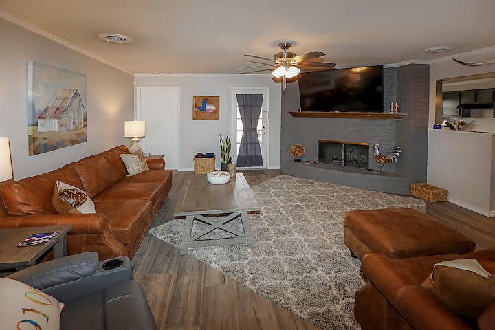Charming 3-bed Rambler In Great Amarillo Location! - Amarillo, TX