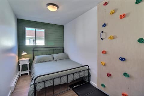 Family friendly 3-BR* Avengers room*Rock climbing