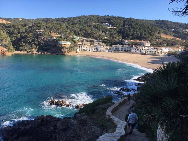 Souterain-studio near the beach of Sa Riera/Begur