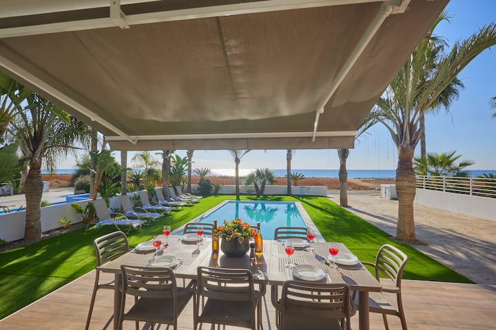 9, 11 And 12 Suv Villas Cyprus In The Sun Holidays - Chypre