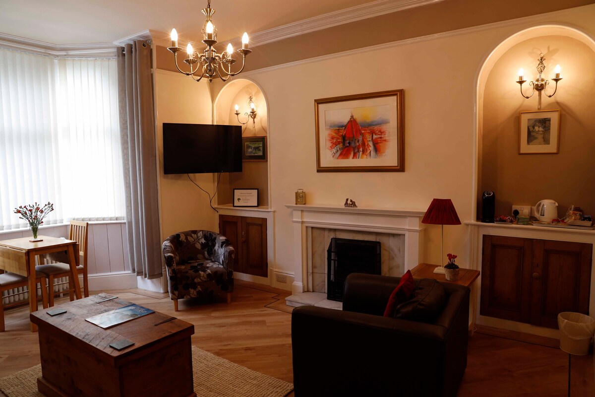 Popular Airbnb listing: Central Windermere Apartment with Victorian Charm in Windermere And Bowness