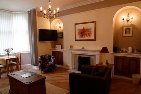 Popular Airbnb listing: Central Windermere Apartment with Victorian Charm in Windermere And Bowness