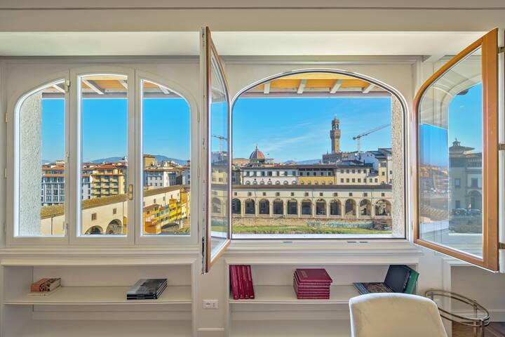 Dreams Over Ponte Vecchio-Luxury-View-5 Bedrooms gallery image 5