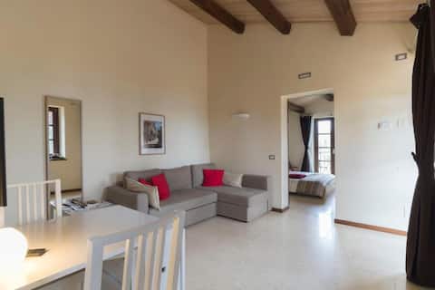 Annuncio Airbnb popolare: Antico Casale Tiravento - Apartment with balcony a Passignano Sul Trasimeno