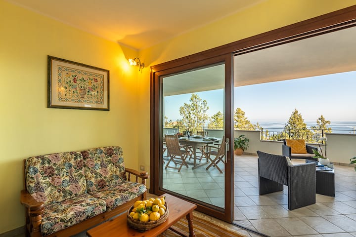 Casa Vista Mare Con Terrazza A 500 Mt Dal Mare A - Cala Gonone