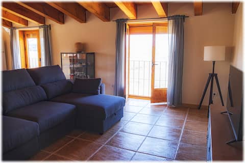 Popular Airbnb listing: Casa Cervo. Spacious loft with garden and views in Castile La Mancha