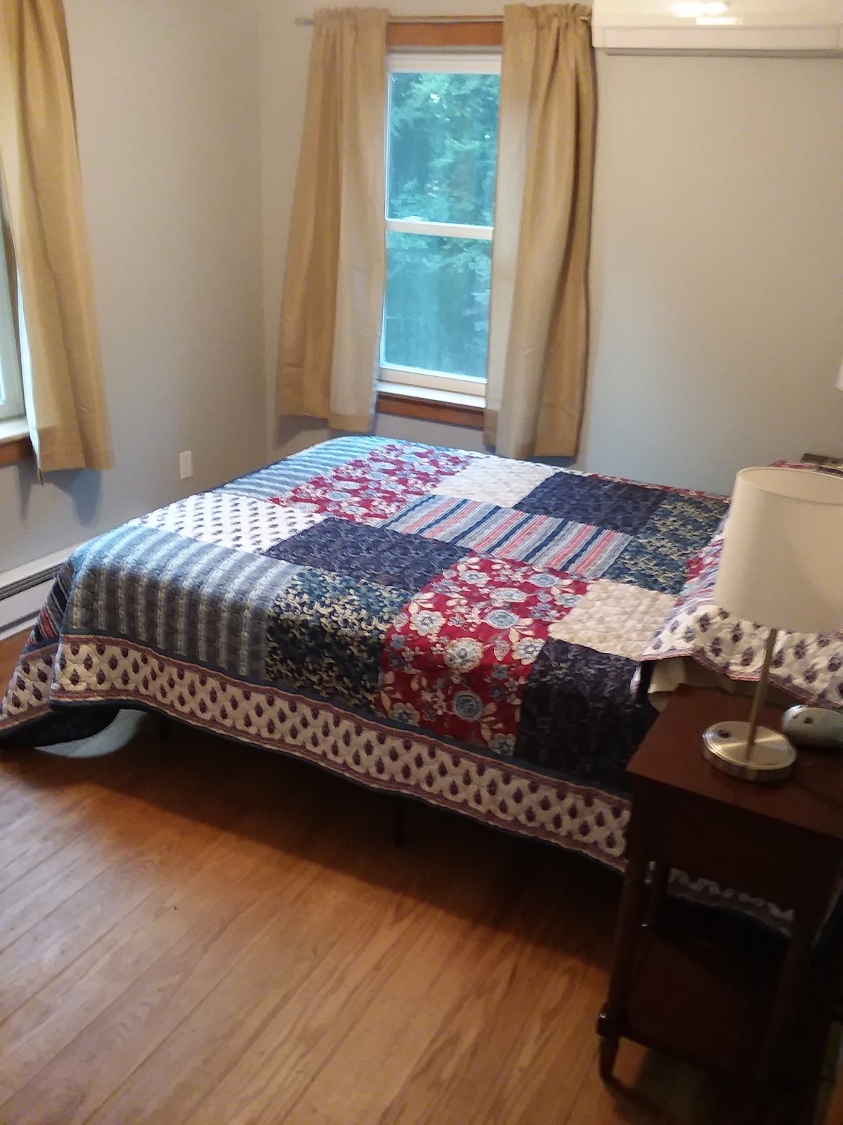 غرفة النوم 1