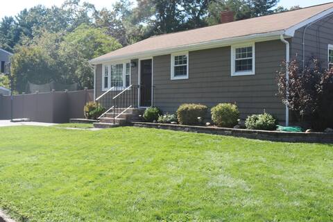 Residential home ▪ Billerica ▪ quiet, clean & cozy