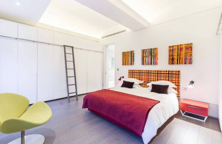 Superb Apartment near Buckingham Palace gallery image 3