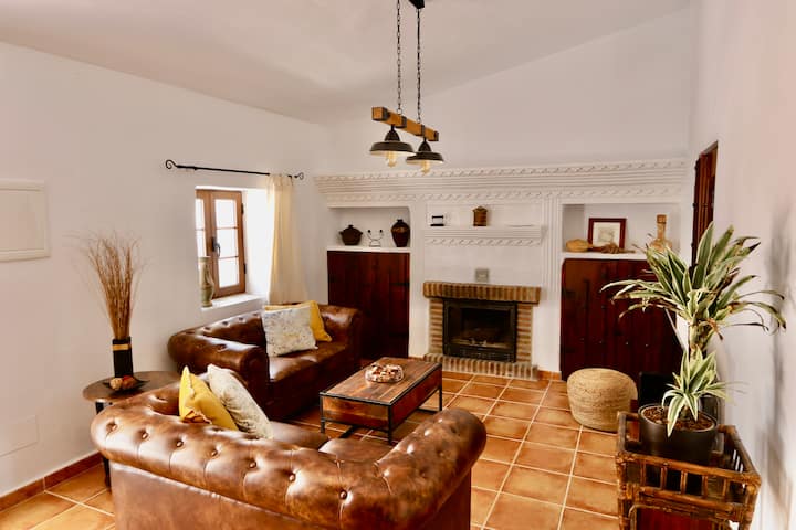 Casa Lasoco. 
Beautiful House With A Swimming Pool - Colmenar