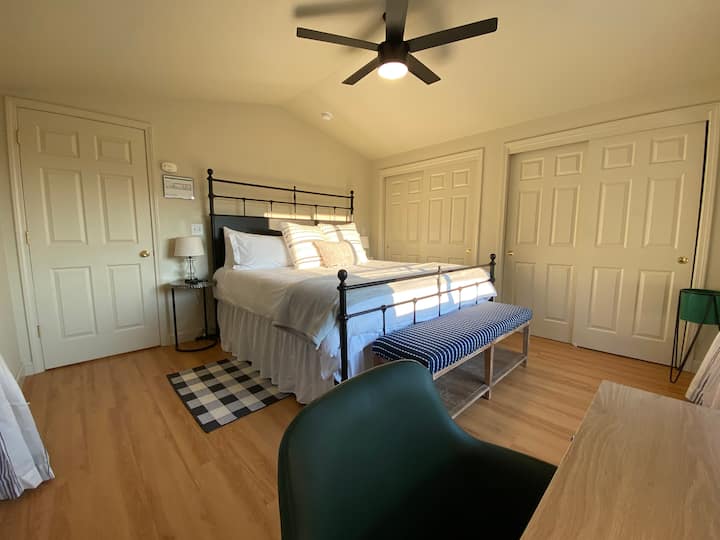 Relax in the King sized bed with luxury linens.