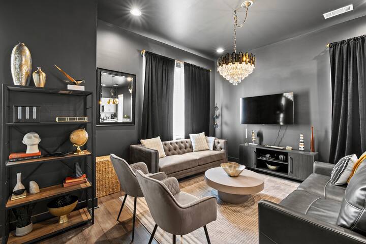 Night Lounge | Luxe Rooftop Retreat + City Views