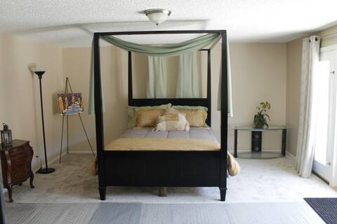 G's Peaceful Suite in La Mirada