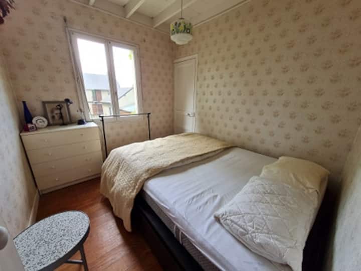 מיטה עם חדר שינה שני 140x190