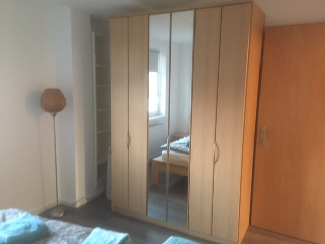 Slaapkamer: grote kledingkast