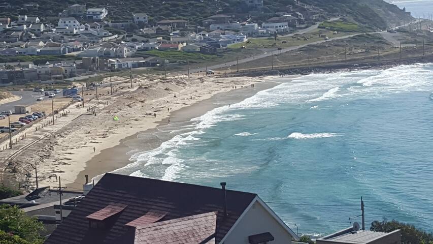 18 Steps – Seaside Cottage with breathtaking views