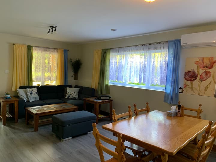 Modern Spacious 2bedroom Apartment Newly Furnished - Laurentides