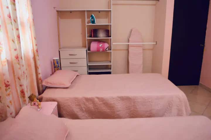 Sekundarna soba s 2 bračna kreveta