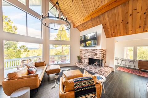 Stunning Yosemite Mountain Views at The Chalet