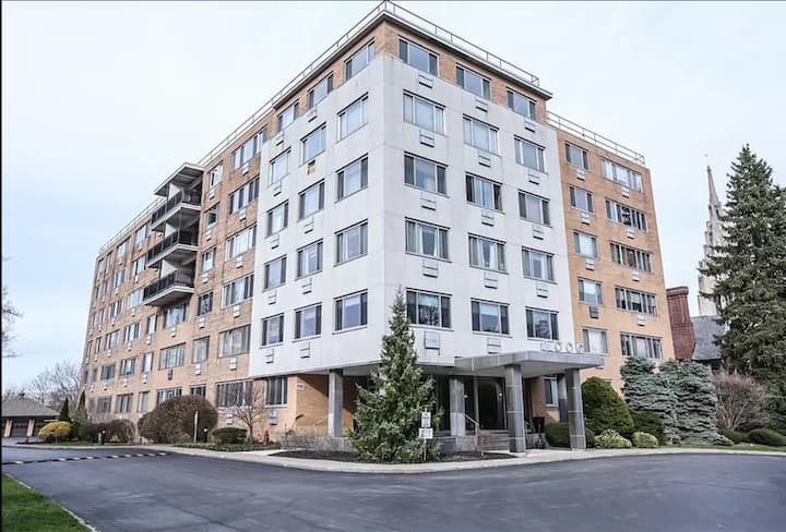Recently Remodeled 2 Bedroom 2 Bath Condo - Rochester, NY