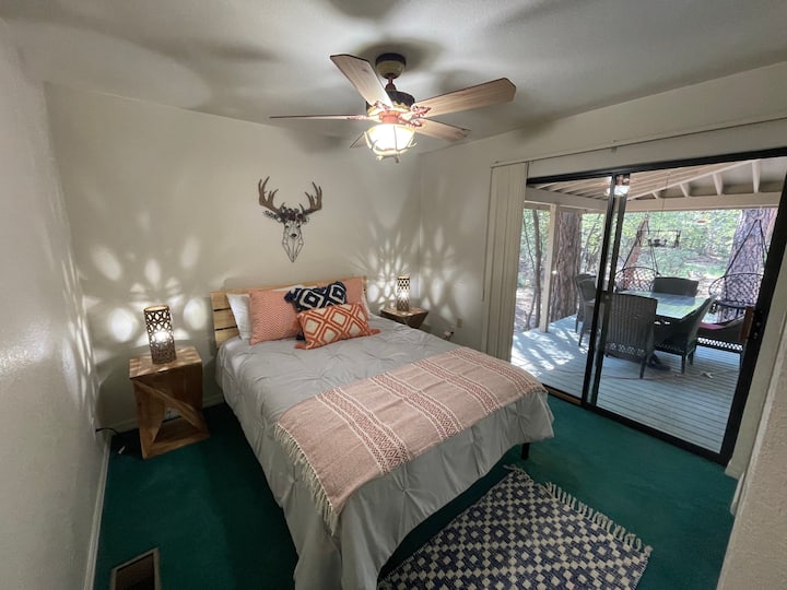 Dormitorio 2 - Cama tamaño queen