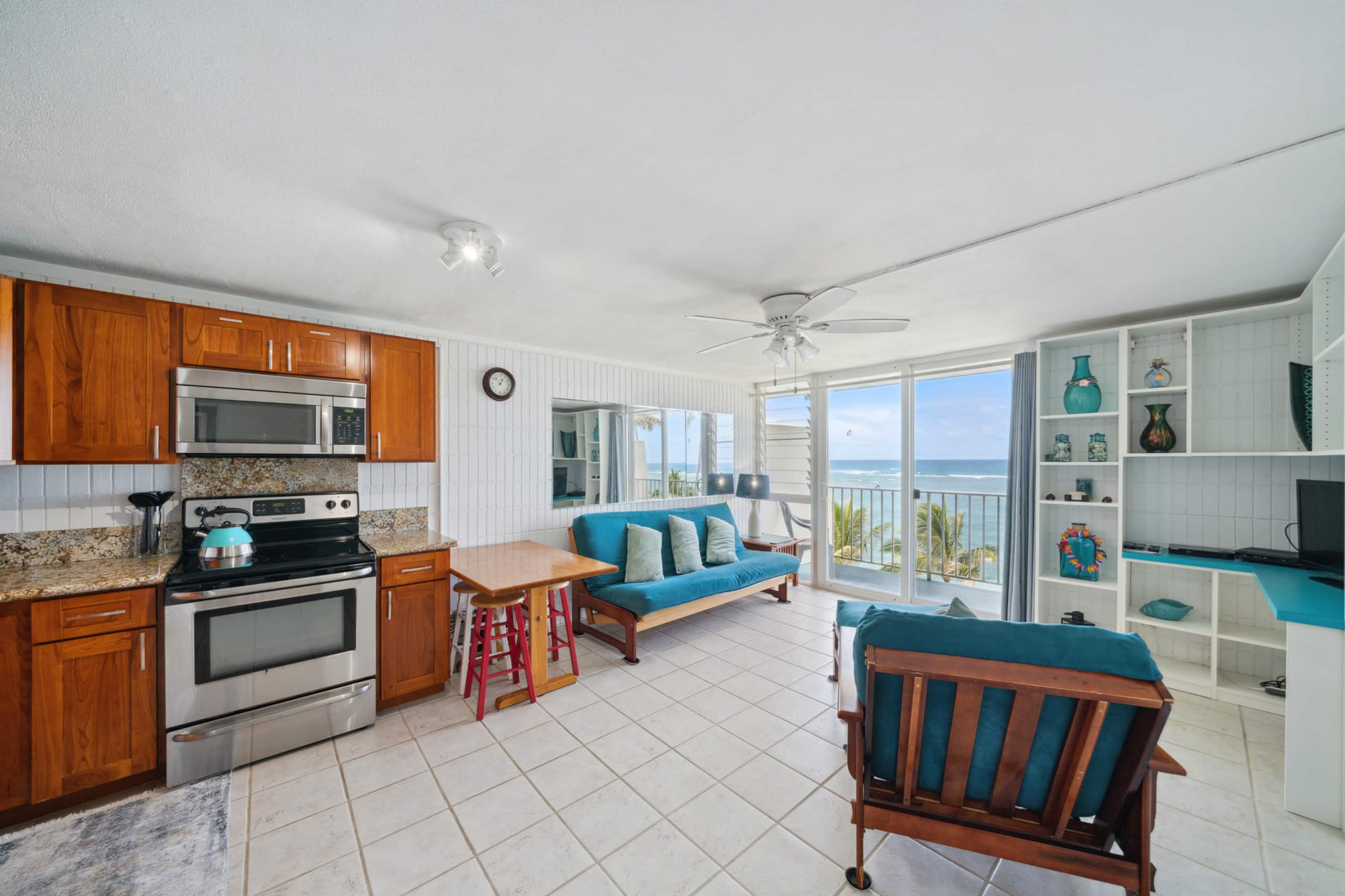 Condo in Hauula · ★4.66 · 1 bedroom · 4 beds · 1 bath - Image 5