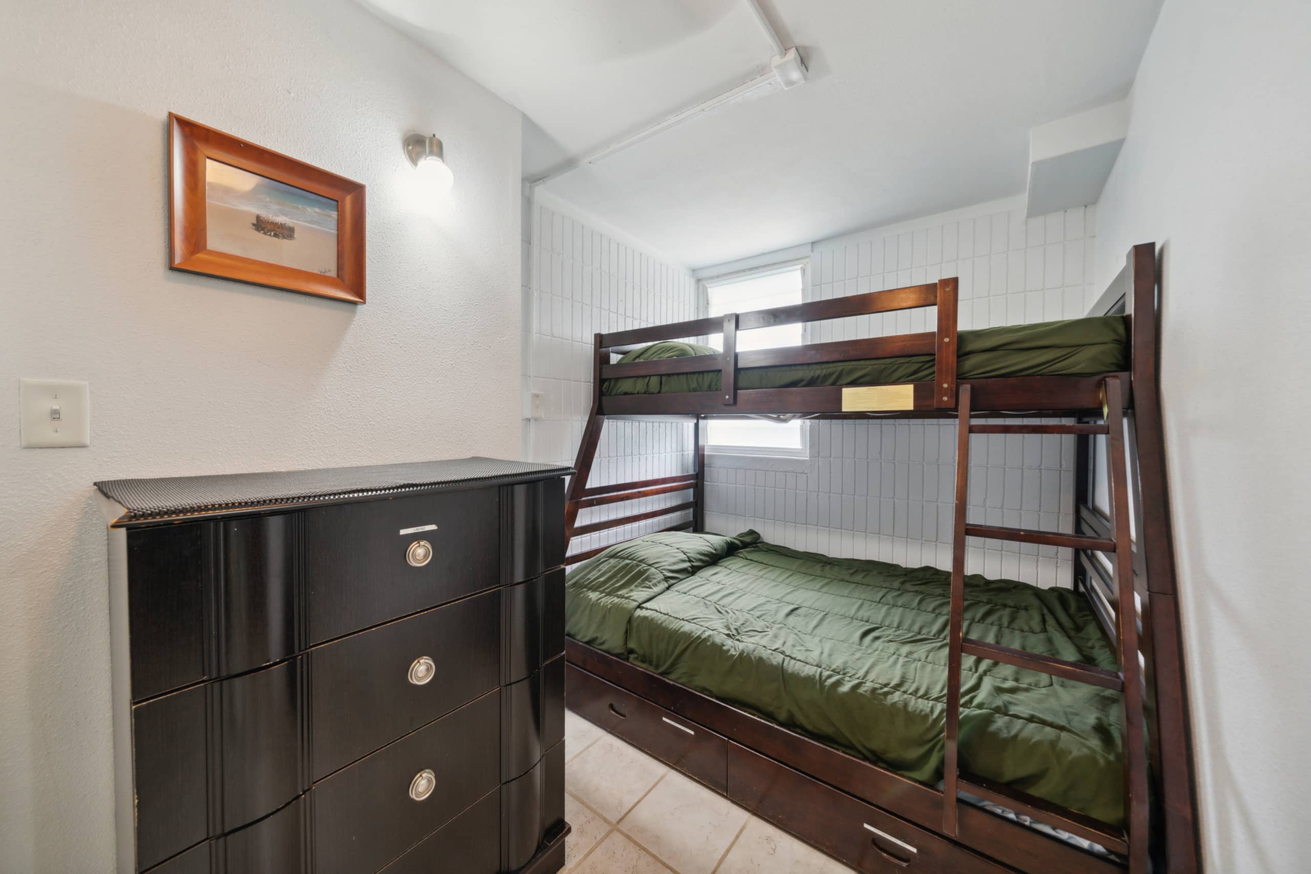 Condo in Hauula · ★4.66 · 1 bedroom · 4 beds · 1 bath - Image 1