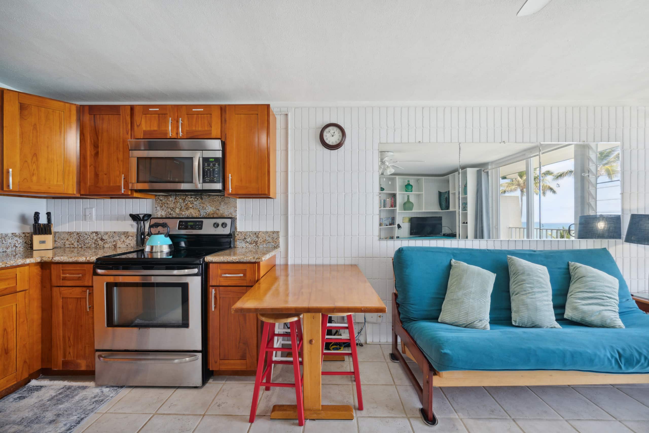 Condo in Hauula · ★4.66 · 1 bedroom · 4 beds · 1 bath - Image 7