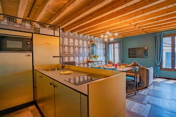 Corte Rubbi 9 Canal View Apartment gallery image 2