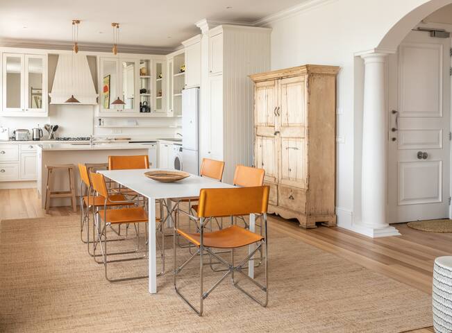 Penthouse in The Majestic Village, Kalk Bay gallery image 5