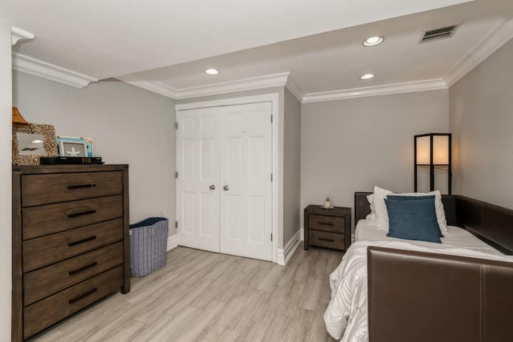 مخطط الطابق المفتوح "شقة علوية" بمستوى أقل