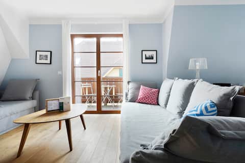 Top Airbnb: Numa | L 1-Bedroom Apartment w/ Balcony in Maxglan