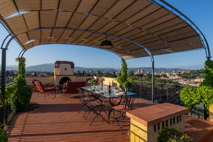 Gattolino-Attico con sorprendente vista su Firenze