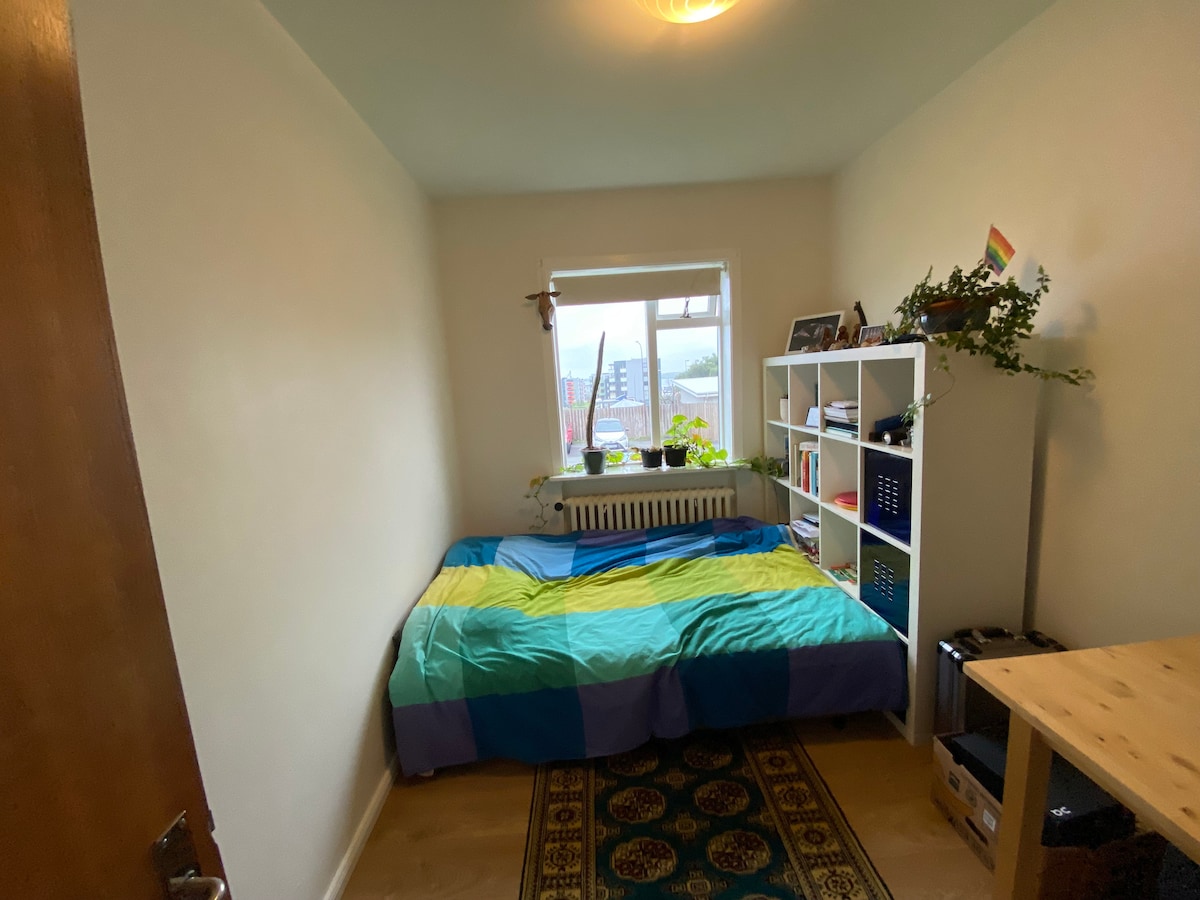 ห้องนอนที่ 2 โซฟานอน (เหมือนกับในรูปที่มีโซฟาเท่านั้น)