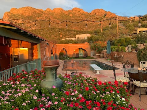 Mountain View 1-bedroom beautiful guesthouse